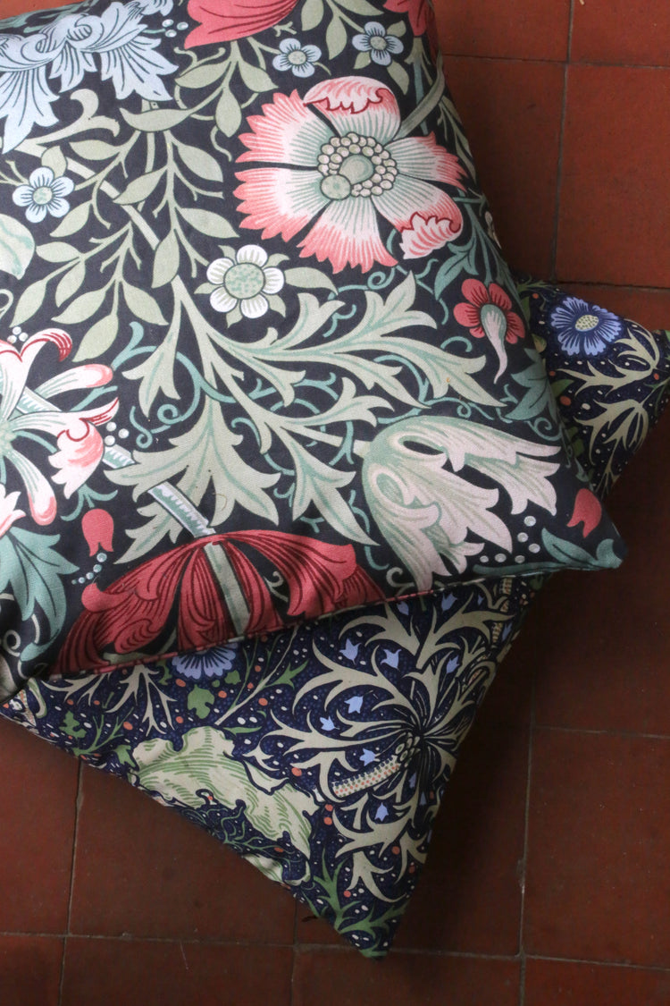 Compton Cotton Cushion Cover