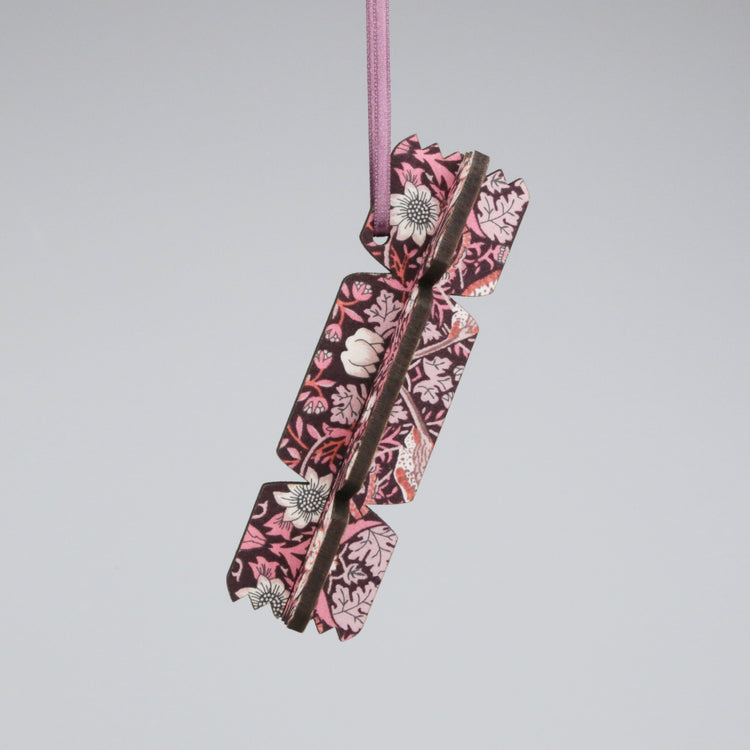 Strawberry Thief 3D Wooden Cracker Decoration