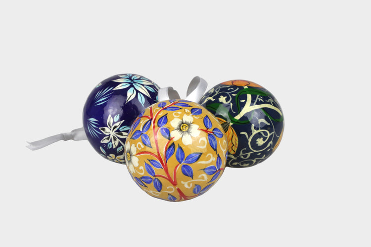 Hand-Painted Medway Bauble