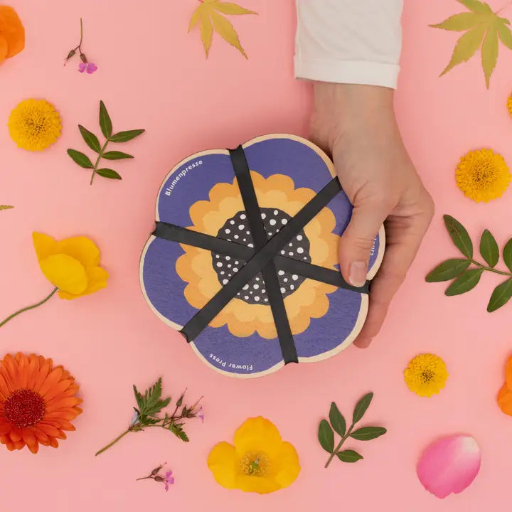 Flower Shaped Press